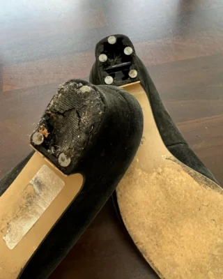 Absatz Reparatur #heels #absätze #schuhreparaturen #schuhmacherbasel #shoes #shoesrepair #